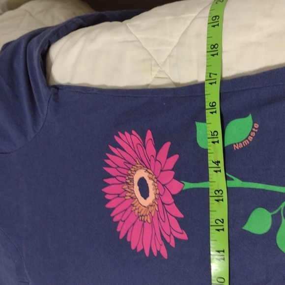 Beautiful blue Life is Good  crusher tee, sz XS - Picture 10 of 12